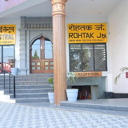 Inter Urban Hotel Rohtak Exterior photo